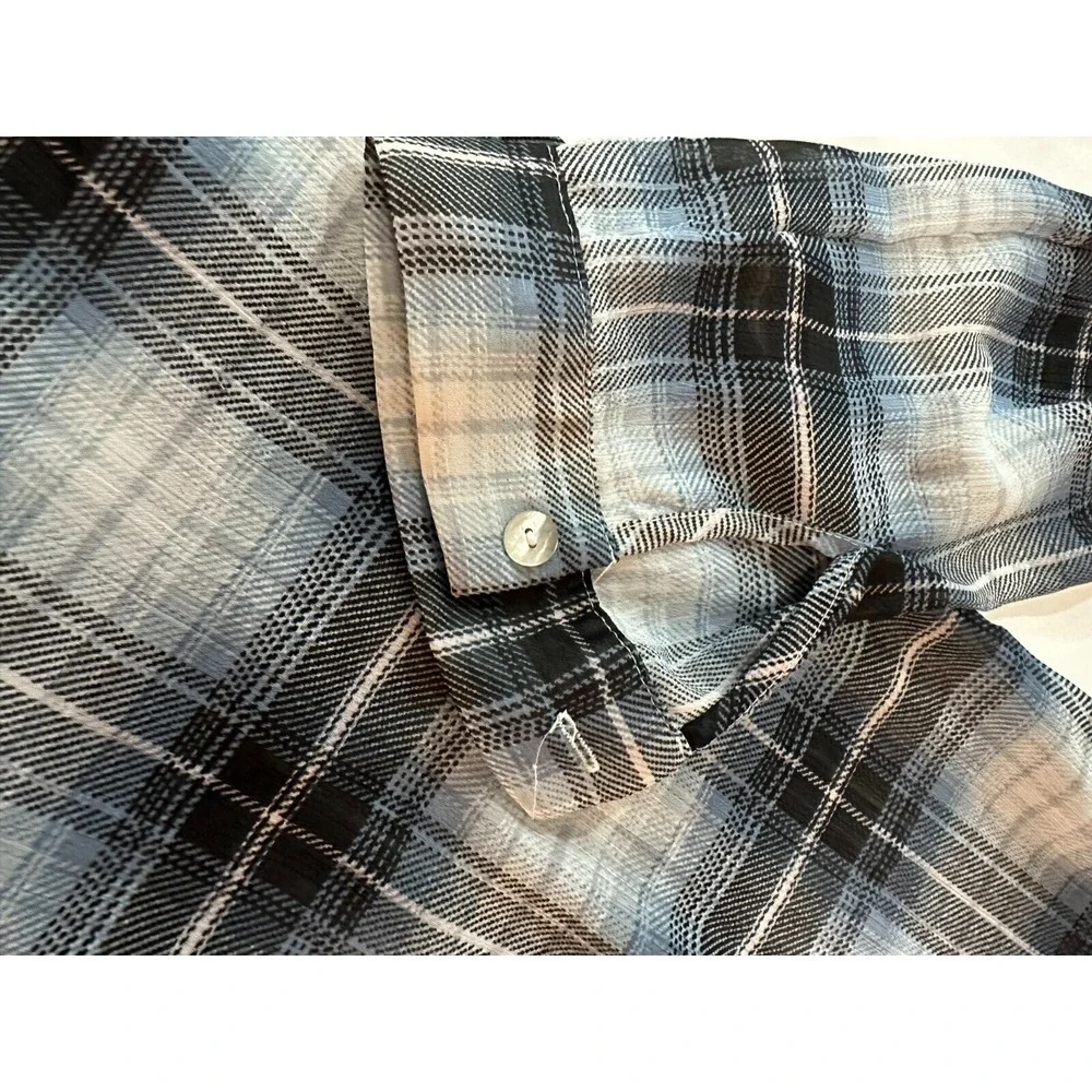 About‎ A Girl Plaid Lynn Plaid Flannel Shirt Medium Buttons